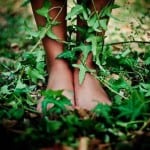 Feet-on-ground-in-ivy